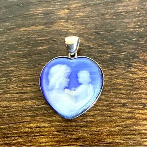 Mother and child heart pendant